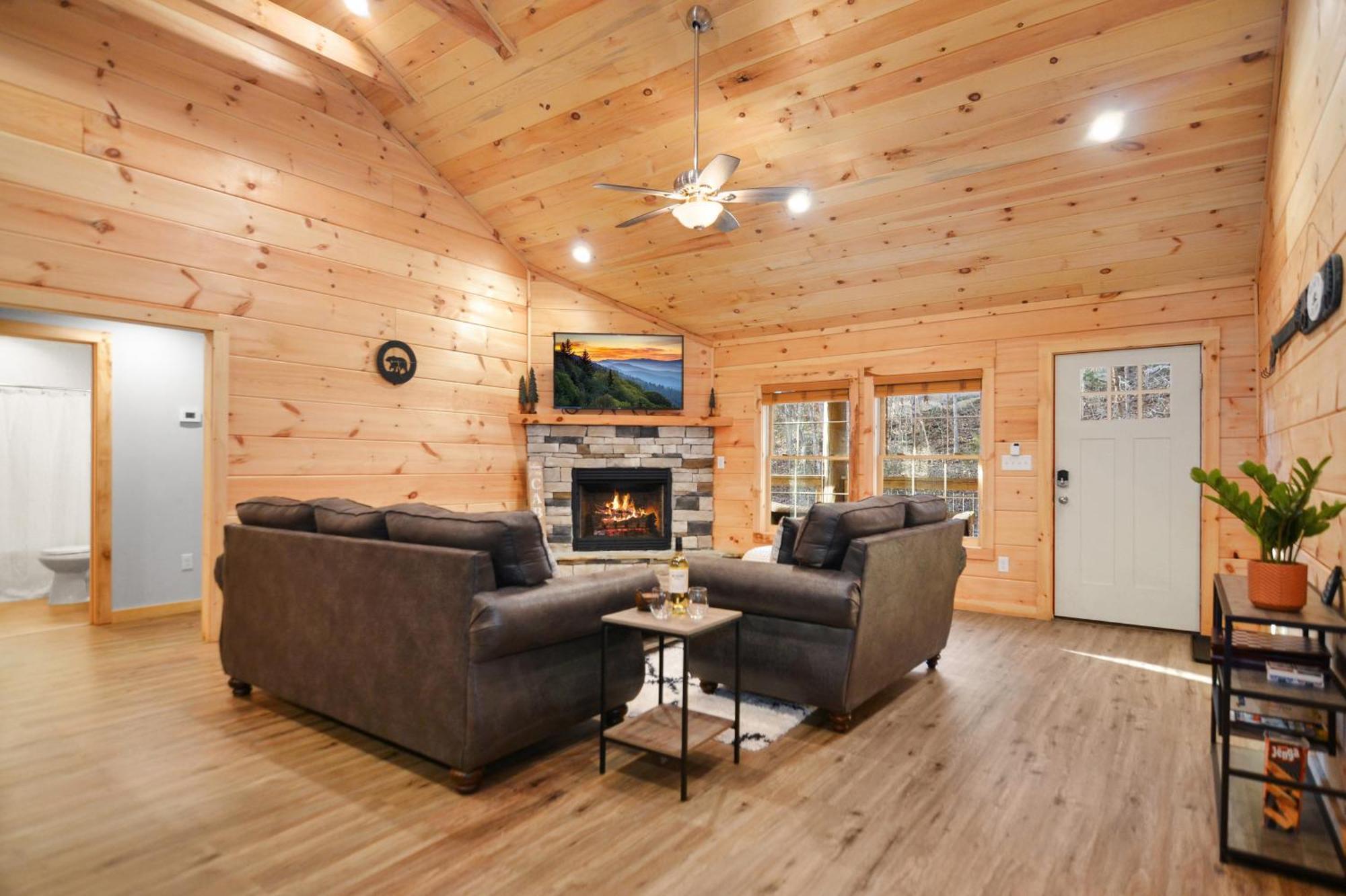 Tsaliwood Cabin Sevierville Esterno foto